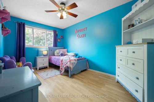 113 Meadow Drive, Orangeville, ON - Indoor Photo Showing Bedroom