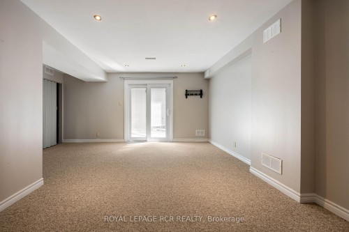 113 Meadow Drive, Orangeville, ON - Indoor Photo Showing Other Room