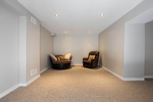 113 Meadow Drive, Orangeville, ON - Indoor Photo Showing Other Room
