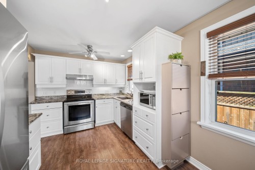 1037 Clare Avenue, Cambridge, ON - Indoor Photo Showing Kitchen With Stainless Steel Kitchen