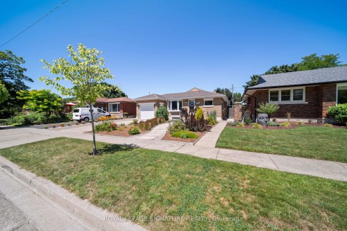 1037 Clare Avenue, Cambridge, ON - Outdoor With Facade