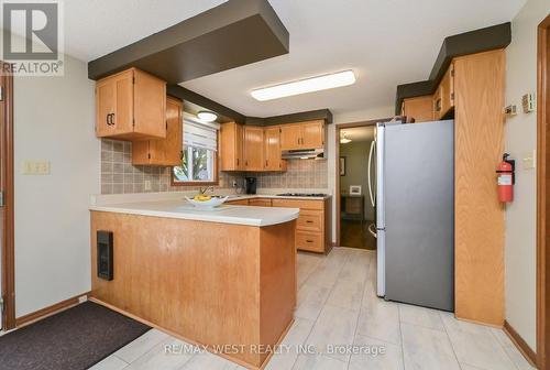5775 Boston Mills Road, Caledon, ON - Indoor Photo Showing Kitchen