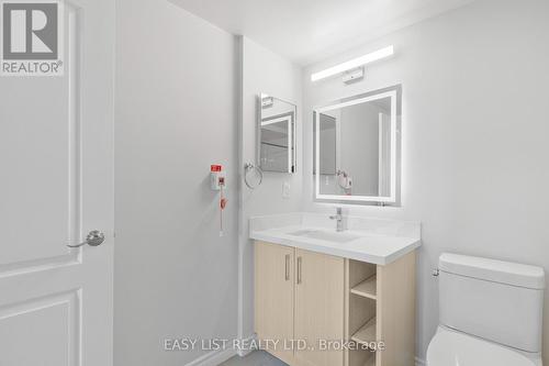 319 - 2020 Mcnicoll Avenue, Toronto, ON - Indoor Photo Showing Bathroom