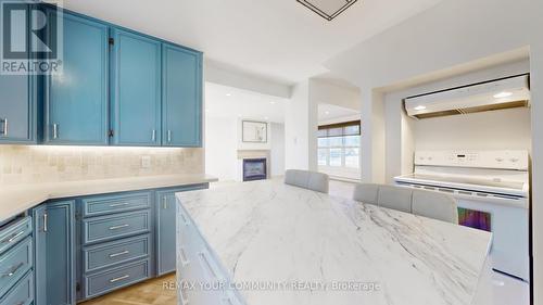 4219 Stouffville Road, Whitchurch-Stouffville, ON - Indoor Photo Showing Kitchen