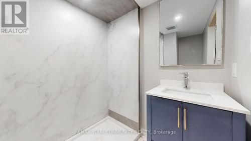 4219 Stouffville Road, Whitchurch-Stouffville, ON - Indoor Photo Showing Bathroom