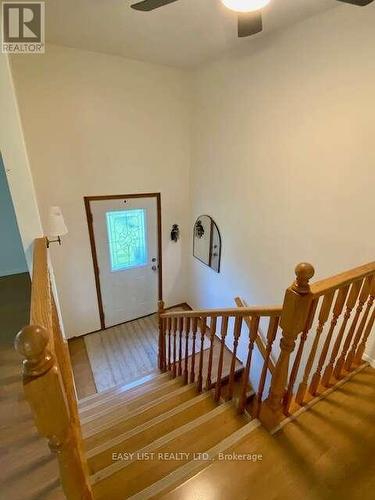 276 Clonakilty Line, Selwyn, ON - Indoor Photo Showing Other Room