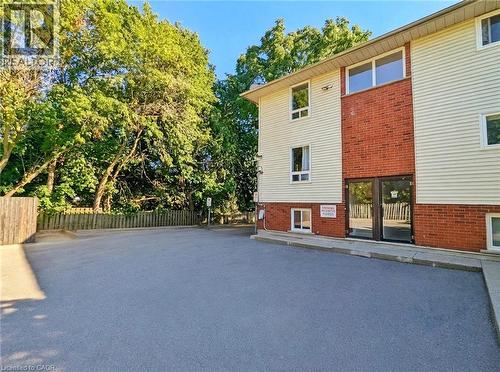 119 CEDAR Street S Unit# 14  Kitchener, ON N2G 3L6