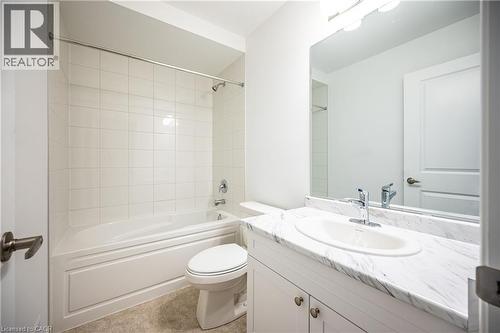 319 Rosenberg Way, Kitchener, ON - Indoor Photo Showing Bathroom