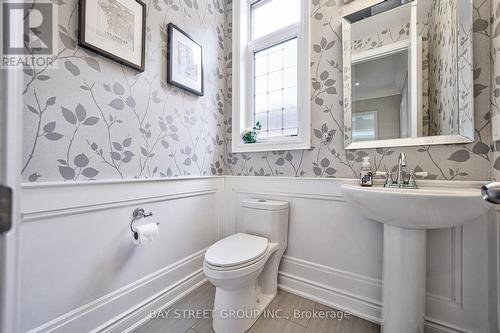 23 Trail Boulevard, Springwater, ON - Indoor Photo Showing Bathroom