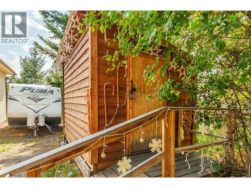 4882 Gloinnzun Crescent, 108 Mile Ranch, BC - Outdoor