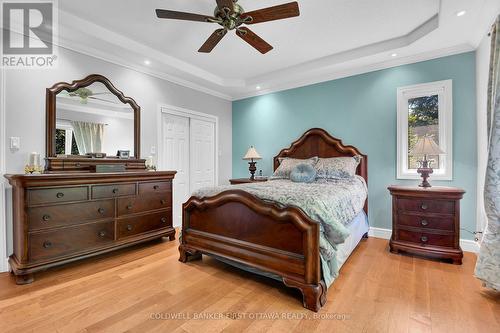 6983 Lakes Park Drive, Ottawa, ON - Indoor Photo Showing Bedroom