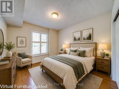 8 - 30 Mulligan Lane, Wasaga Beach, ON - Indoor Photo Showing Bedroom