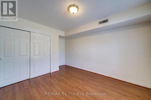 8 - 30 Mulligan Lane, Wasaga Beach, ON - Indoor Photo Showing Other Room