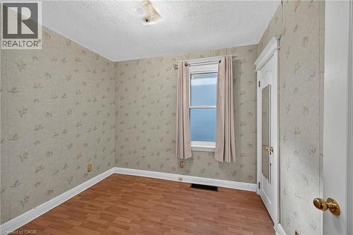 155 Newlands Avenue, Hamilton, ON - Indoor Photo Showing Other Room