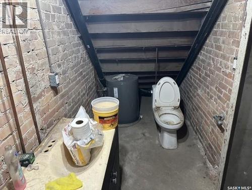 41 High Street W, Moose Jaw, SK 