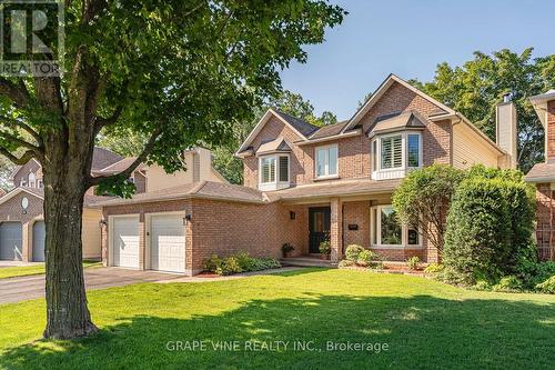 36 Baslaw Drive, Ottawa, ON - Outdoor With Facade