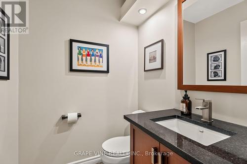 36 Baslaw Drive, Ottawa, ON - Indoor Photo Showing Bathroom