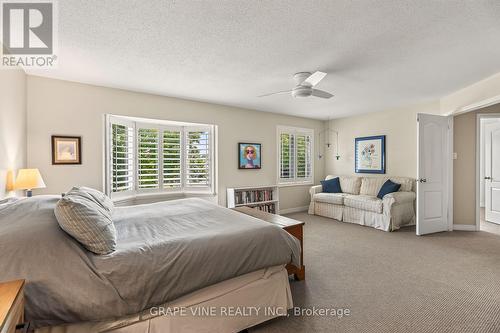 36 Baslaw Drive, Ottawa, ON - Indoor Photo Showing Bedroom