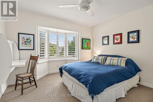 36 Baslaw Drive, Ottawa, ON - Indoor Photo Showing Bedroom