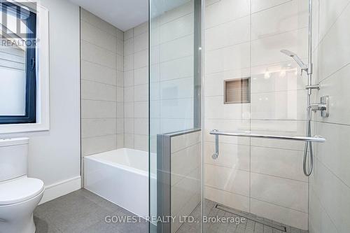 402 Niar Avenue, Mississauga, ON - Indoor Photo Showing Bathroom