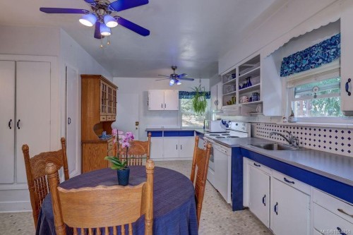 995 Franklyn St, Nanaimo, BC 