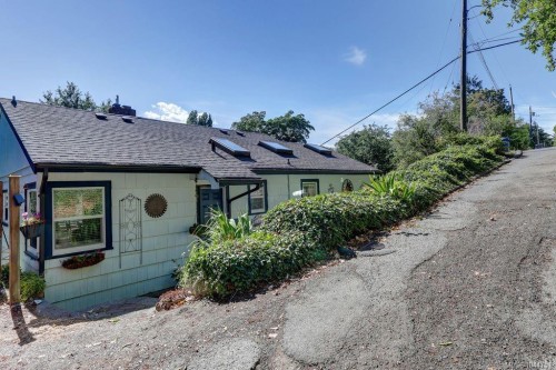 995 Franklyn St, Nanaimo, BC 