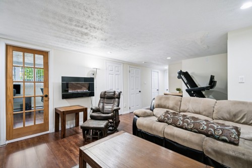 Salon - 111 Rue Forget, Napierville, QC - Indoor Photo Showing Living Room