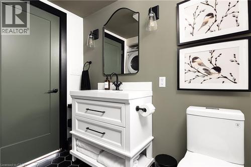 Main Floor Bathroom - 1558 Fish Hatchery Road Unit# 10, Muskoka Lakes, ON - Indoor Photo Showing Bathroom