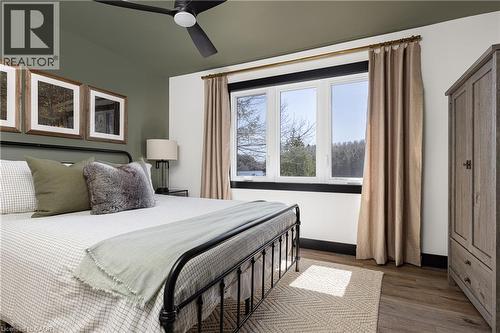 Main floor Master - 1558 Fish Hatchery Road Unit# 10, Muskoka Lakes, ON - Indoor Photo Showing Bedroom