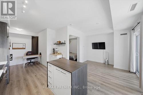 515 - 25 Neighbourhood Lane, Toronto, ON - Indoor