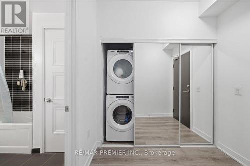 515 - 25 Neighbourhood Lane, Toronto, ON - Indoor Photo Showing Laundry Room