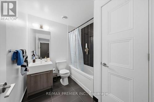 515 - 25 Neighbourhood Lane, Toronto, ON - Indoor Photo Showing Bathroom