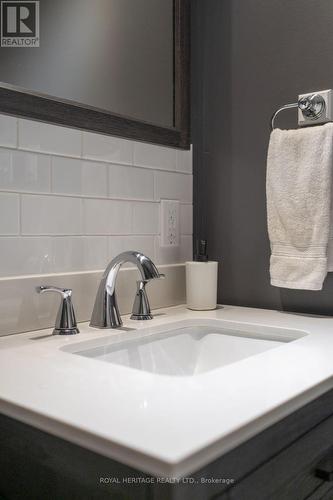 20195 62 Highway, Tudor And Cashel (Tudor Ward), ON - Indoor Photo Showing Bathroom