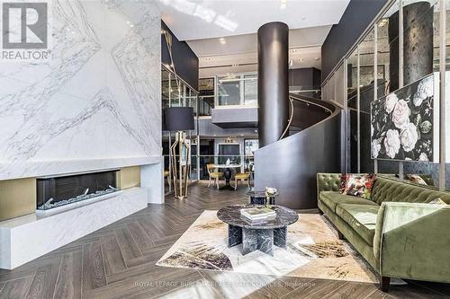 801 - 395 Dundas Street W, Oakville, ON - Indoor With Fireplace