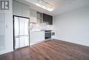 801 - 395 Dundas Street W, Oakville, ON  - Indoor Photo Showing Kitchen 