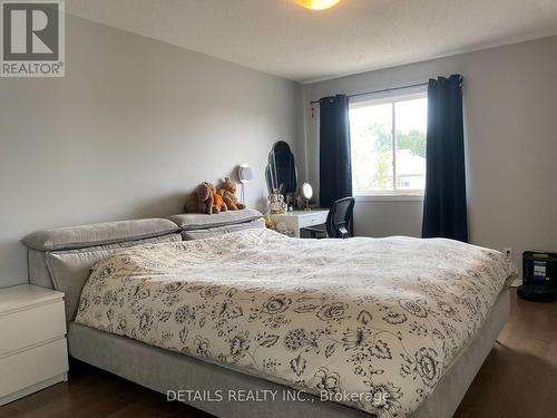 101 Milner Downs Crescent, Ottawa, ON - Indoor Photo Showing Bedroom