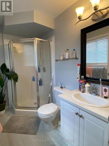 101 Milner Downs Crescent, Ottawa, ON - Indoor Photo Showing Bathroom