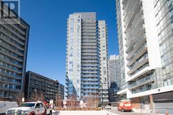 1709 - 38 FOREST MANOR ROAD Toronto, ON M2J 0A9