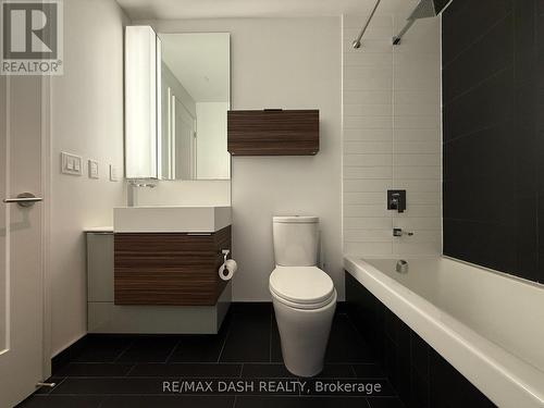 2501 - 88 Scott Street, Toronto, ON - Indoor Photo Showing Bathroom