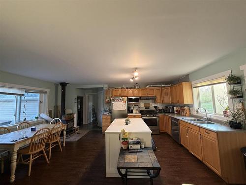 16 James Road, Kenora, ON - Indoor