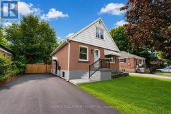 365 EAST 22ND STREET  Hamilton, ON L8V 2W3