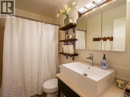 1291 Picard Avenue, Quesnel, BC - Indoor Photo Showing Bathroom