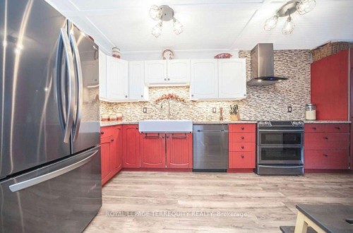 72-72 Carisbrooke Court, Brampton, ON - Indoor Photo Showing Kitchen With Upgraded Kitchen