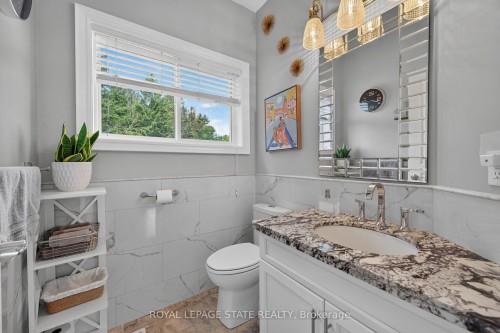 741 South Coast Drive, Haldimand, ON - Indoor Photo Showing Bathroom