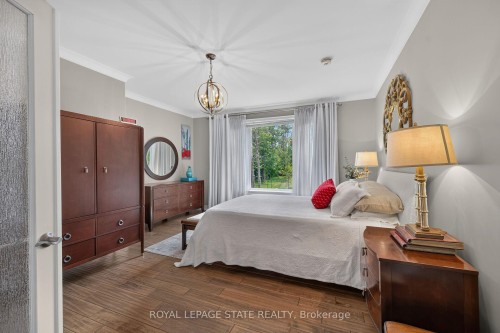 741 South Coast Drive, Haldimand, ON - Indoor Photo Showing Bedroom