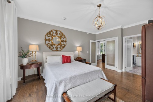 741 South Coast Drive, Haldimand, ON - Indoor Photo Showing Bedroom