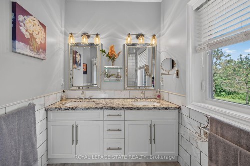 741 South Coast Drive, Haldimand, ON - Indoor Photo Showing Bathroom