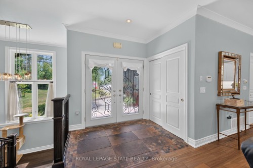 741 South Coast Drive, Haldimand, ON - Indoor Photo Showing Other Room