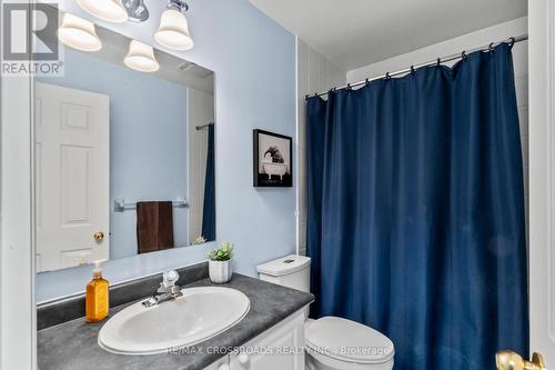 67 Regatta Crescent, Whitby, ON - Indoor Photo Showing Bathroom