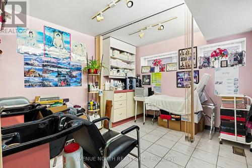 367 Booth Street, Ottawa, ON 